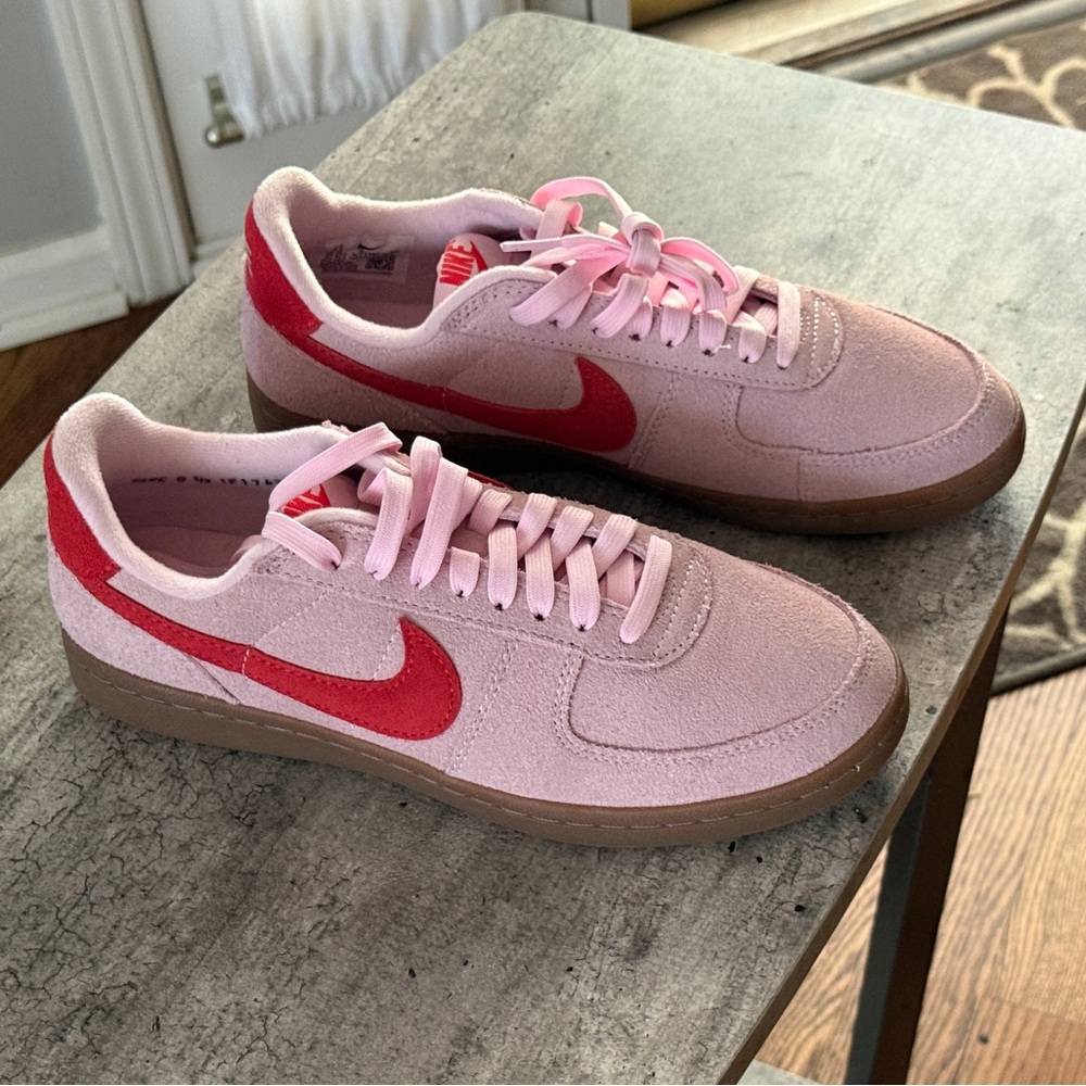 Nike Pink Suede Low Sneaker with Red Swoosh and Gum Sole Women’s 9.5 New w/o Box